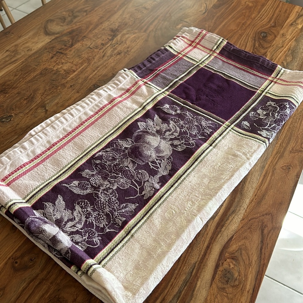 Anne De Solene Cotton Vintage Purple Pink Rectangular Fruit Print Table Cloth - Picture 13 of 17